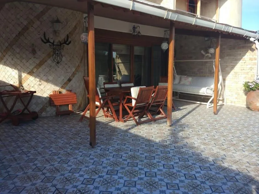 Σπίτι διακοπών Sifne Yali'Da 4 Oda 9Kisi Yatak Kapasite Manzarali Çeşme